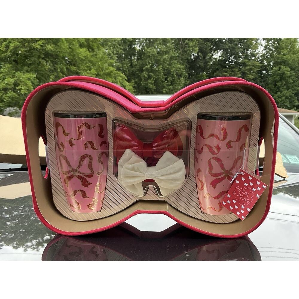 PETAL & PEARL Gift Set 2 Ceramic Bow Travel Mugs 2 Barrettes & Red Velvet Box
